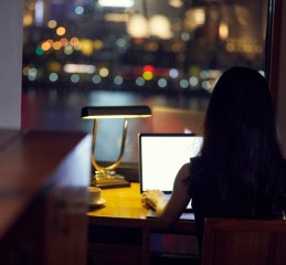 社交恐惧症，隐藏在微笑背后的痛