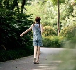 在社交恐惧的阴影下，我们如何拥抱真实的自己